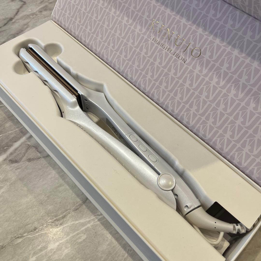 【新品未使用】絹女～KINUJO~ストレートアイロン