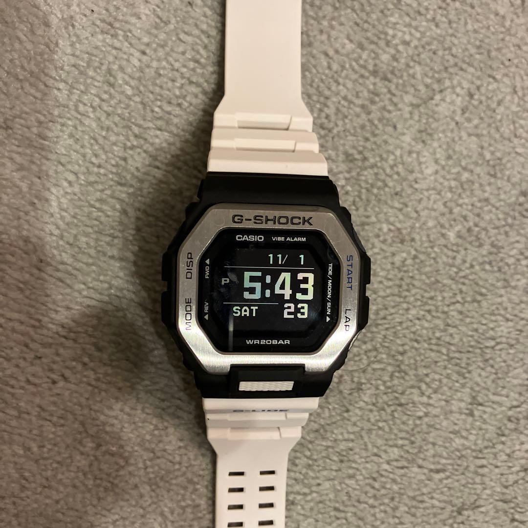 G-SHOCK デジタル腕時計 ホワイト/ブラック