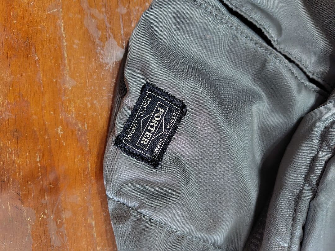 ポーター　ボディバッグ　シルバー