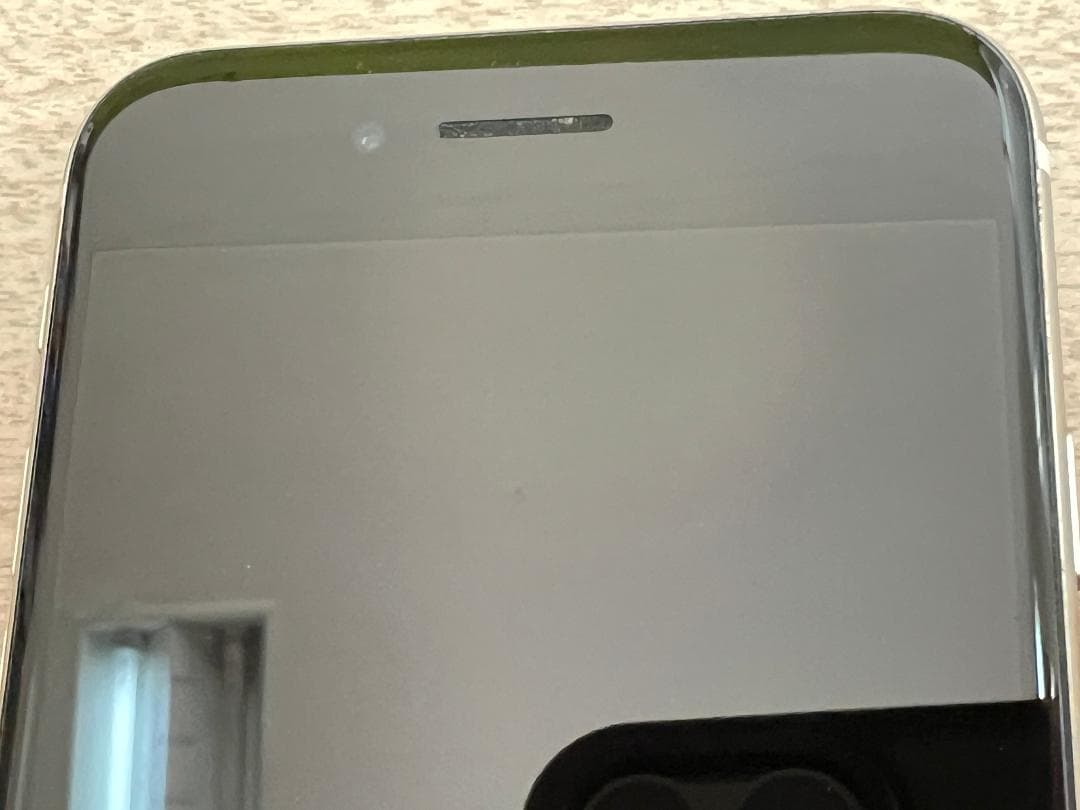 【美品】iPhone SE3 第3世代 64GB スターライト バッテリー96%