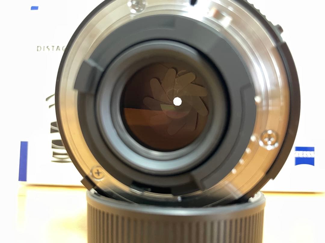 【美品】Carl Zeiss DISTAGON T* 2/35 mm ZF.2