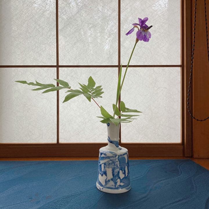 青染め青磁器花瓶