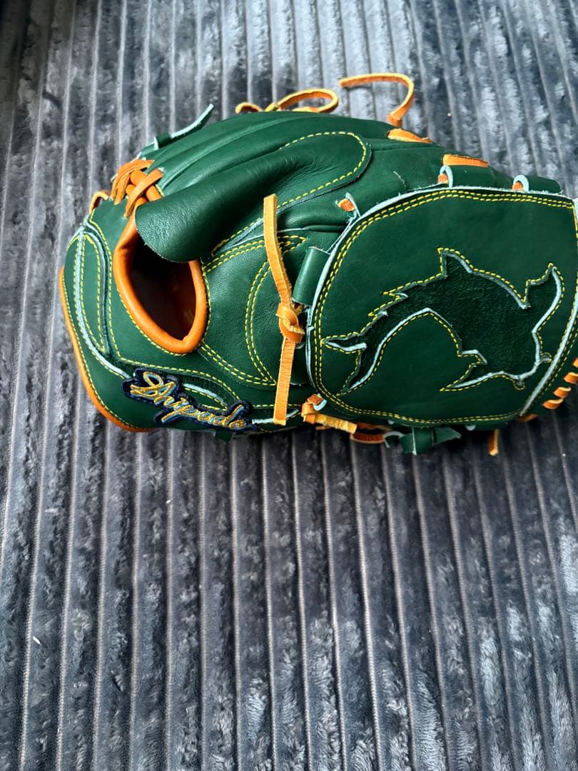 シペダ硬式ピッチャーグローブ