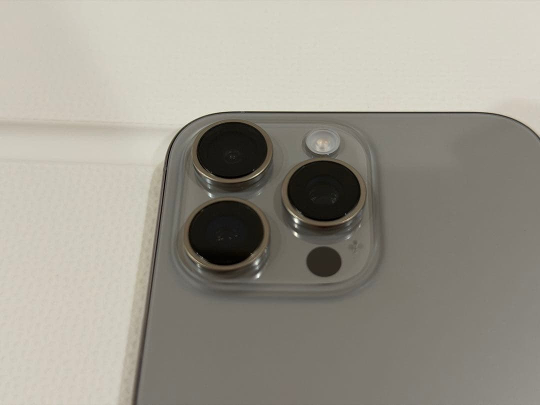 iPhone16 pro max 512GB ナチュラルチタニウム Apple版