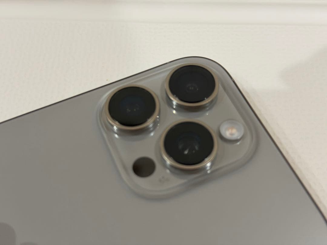 iPhone16 pro max 512GB ナチュラルチタニウム Apple版