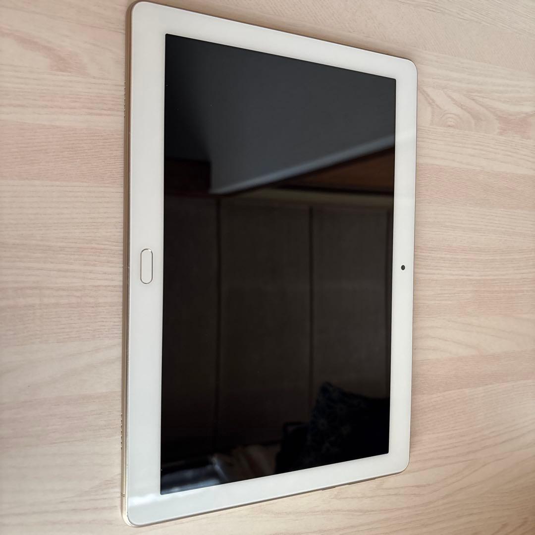 Androidタブレット本体 dtab d_01k 32G