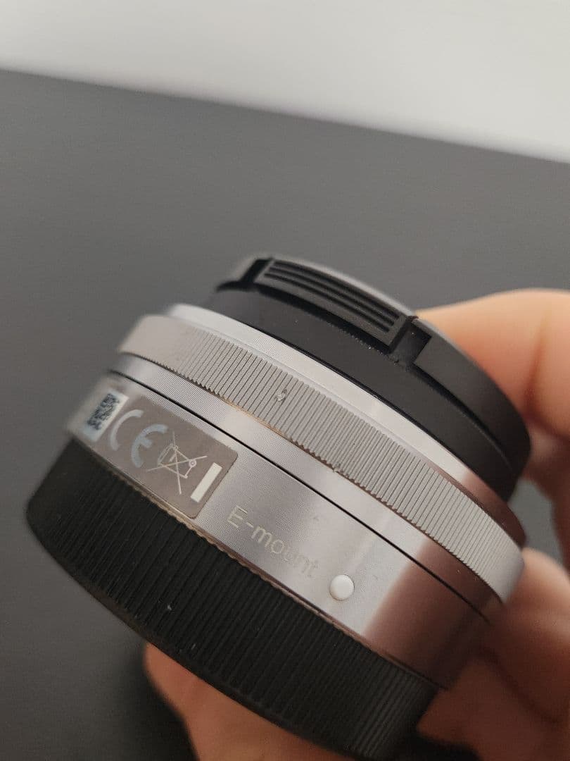 SONY E16mm F2.8 DC DN 単焦点広角レンズ