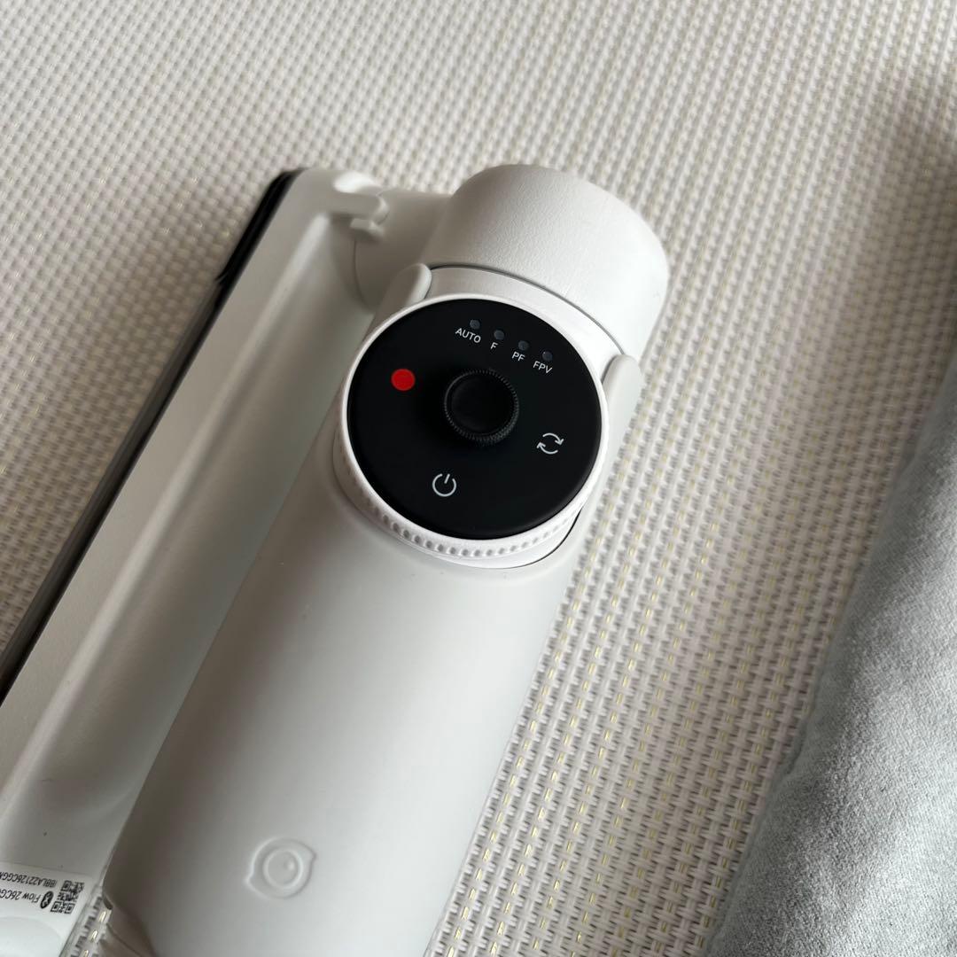 【美品】Insta360 Flow スマートフォン用スタビライザー ホワイト