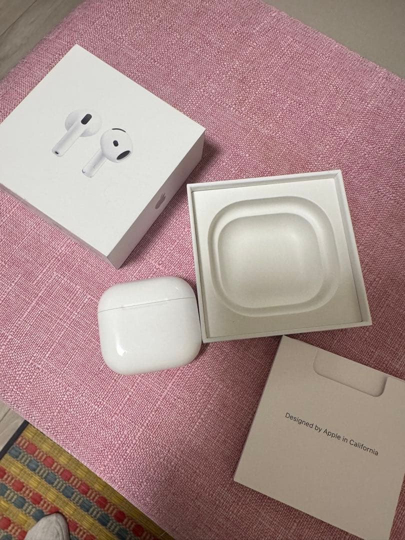 Apple AirPods4本体 ホワイト