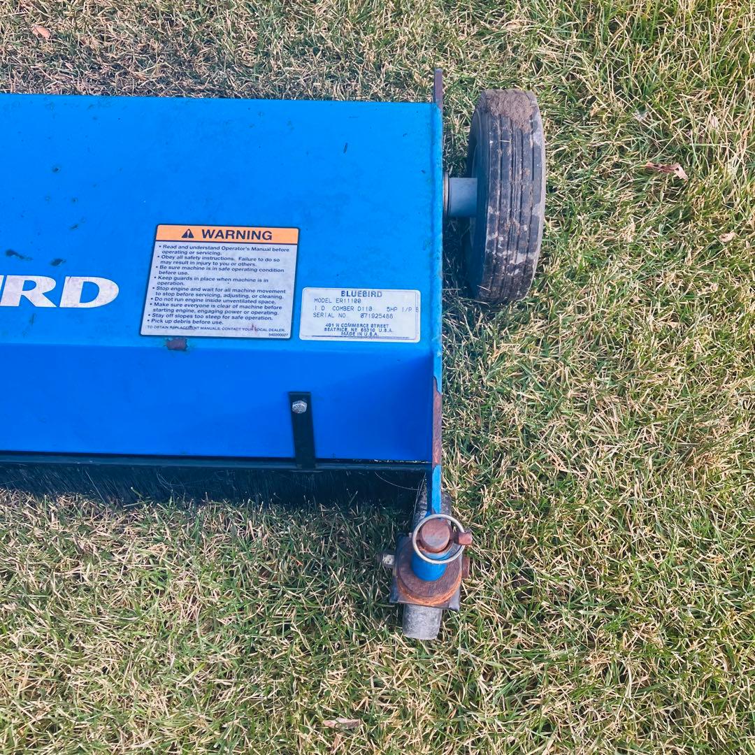 BLUEBIRD ER11100 デサッチャー サッチャー サッチ除去 芝生