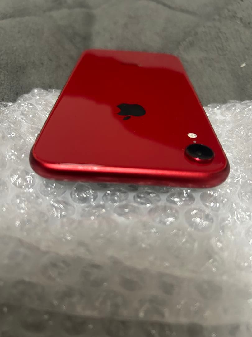 Apple iPhone XR (赤) 64GB 美品　バッテリー82%