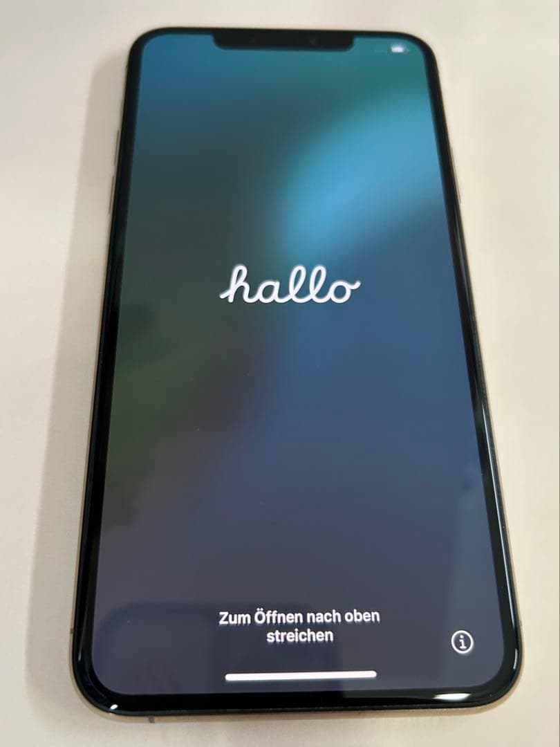 iPhone 11 Pro Max ゴールド SIMフリー　 バッテリー95%