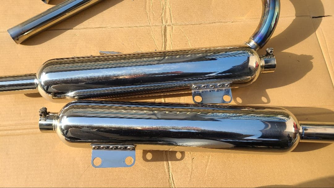 アールズギア ワイバンクラッシックマフラー W800 MEGURO K3 中古