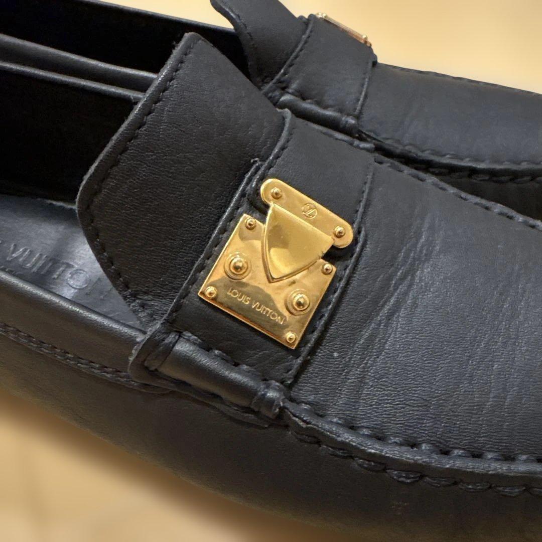 Louis Vuittonネイビーレザー ローファー