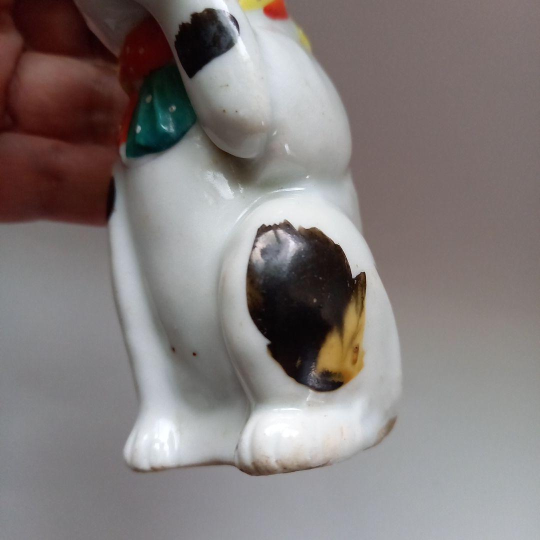 招き猫　磁器人形　猫の置物