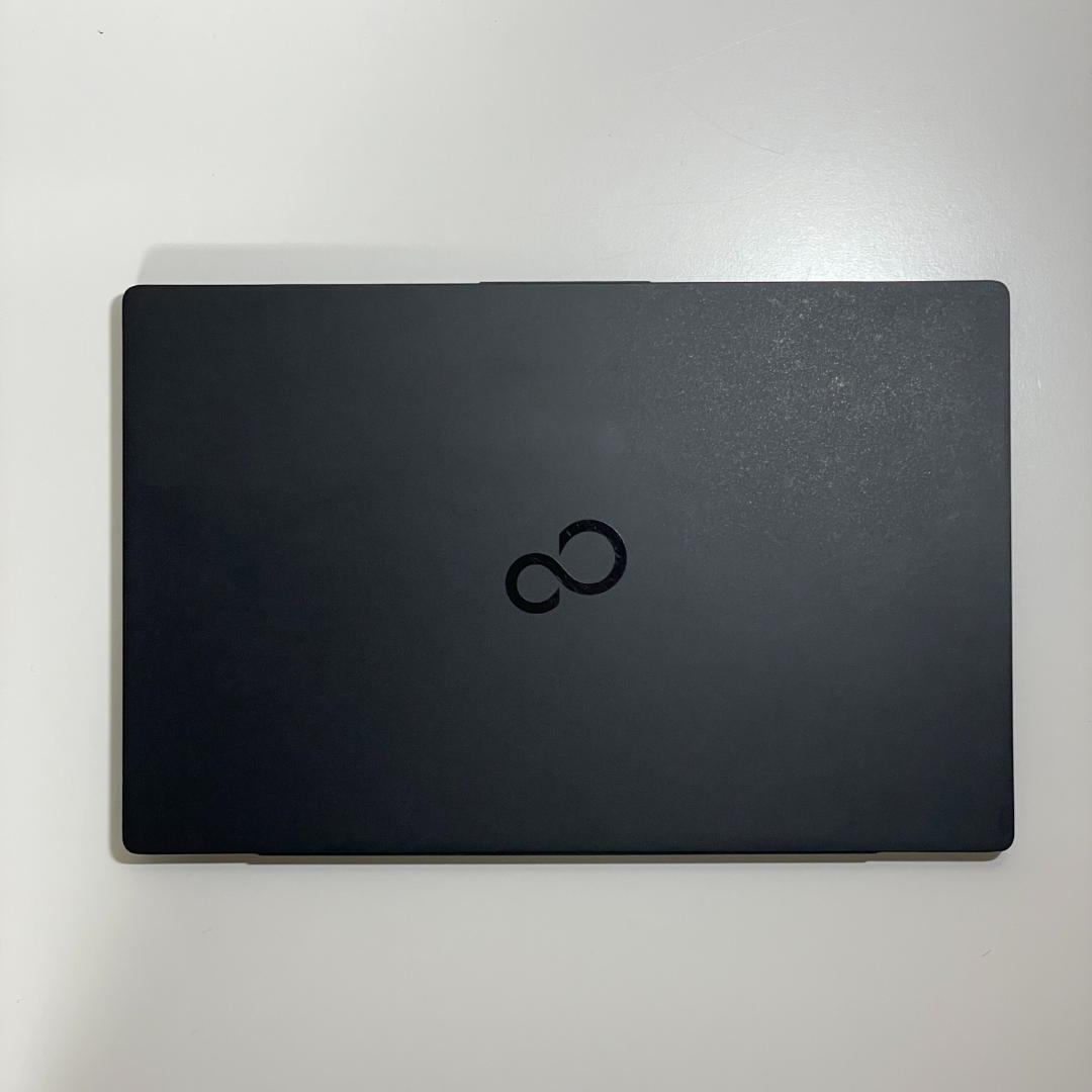 第11世代 富士通 LIFEBOOK U9311 win11 薄型軽量 SSD