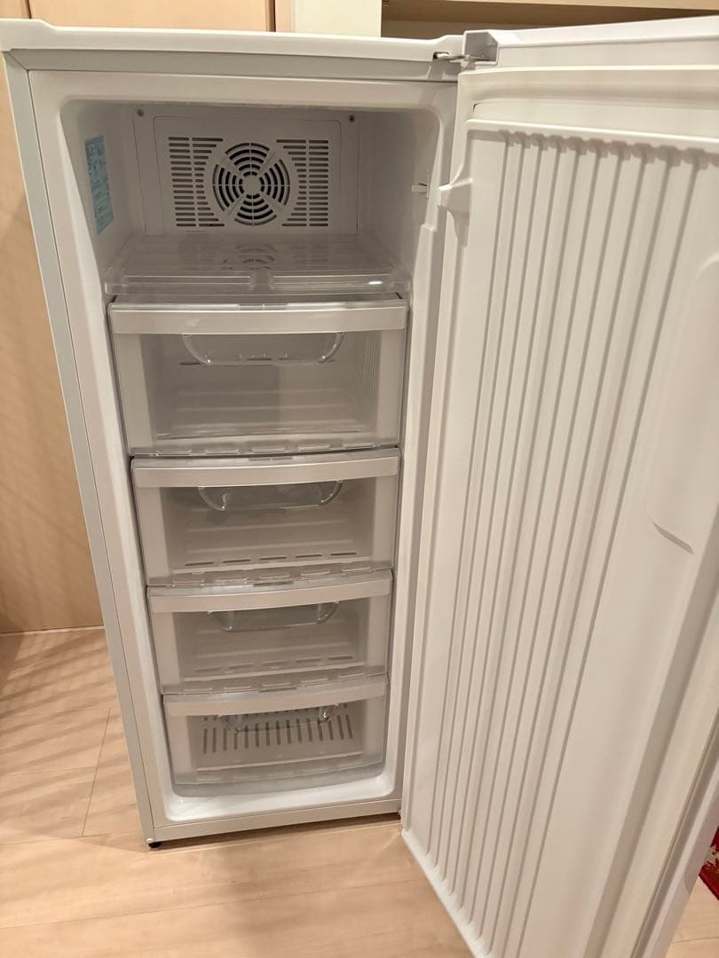 sakura 2024様 ハイアール　冷凍庫　JF-NUF132G