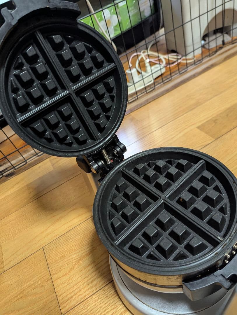 ダブルワッフルメーカー　WAF-F20