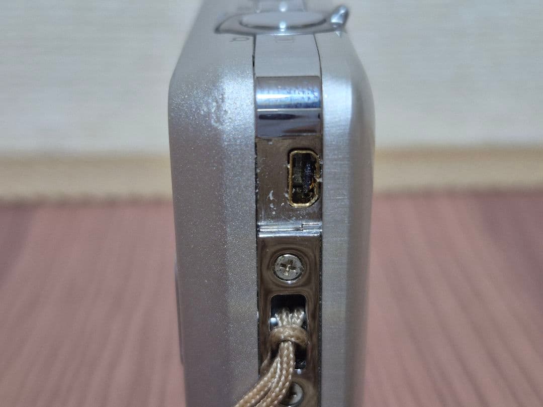 CASIO EX-Z800 デジタルカメラ シルバー中古