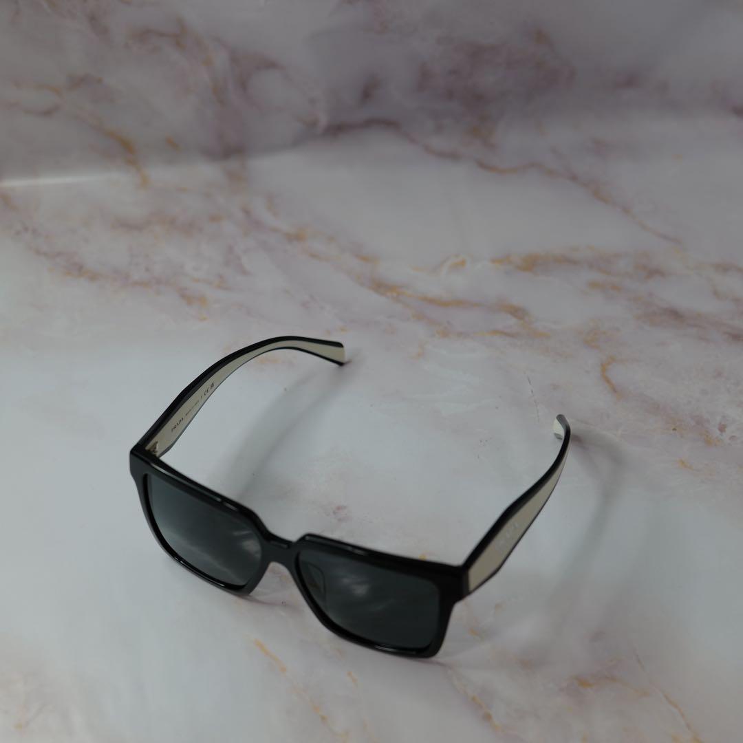 サボラさん専用 PRADA プラダ ロゴ バタフライ モード Y2K 希少カラー