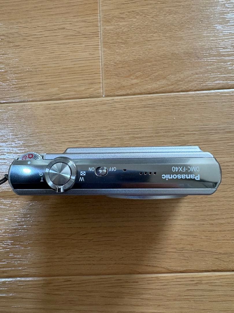 Panasonic LUMIX デジカメ　DMC-FX40シルバー