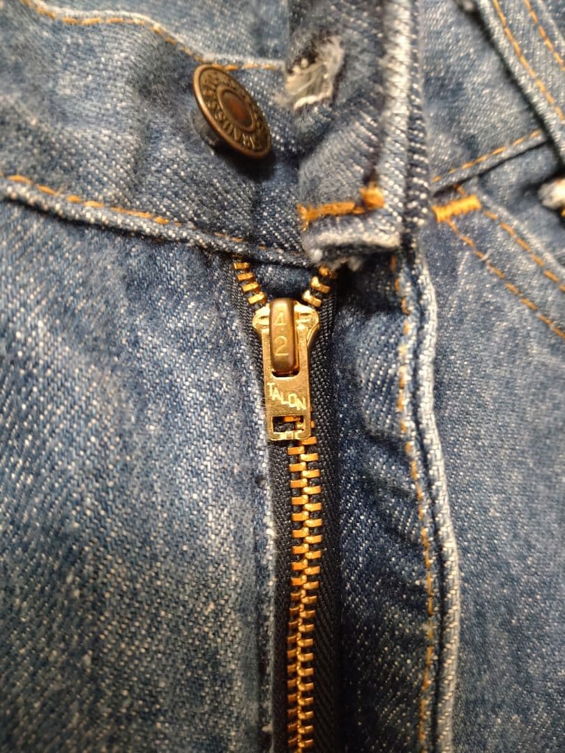 70Sリーバイス　ブーツカット・フレアデニム