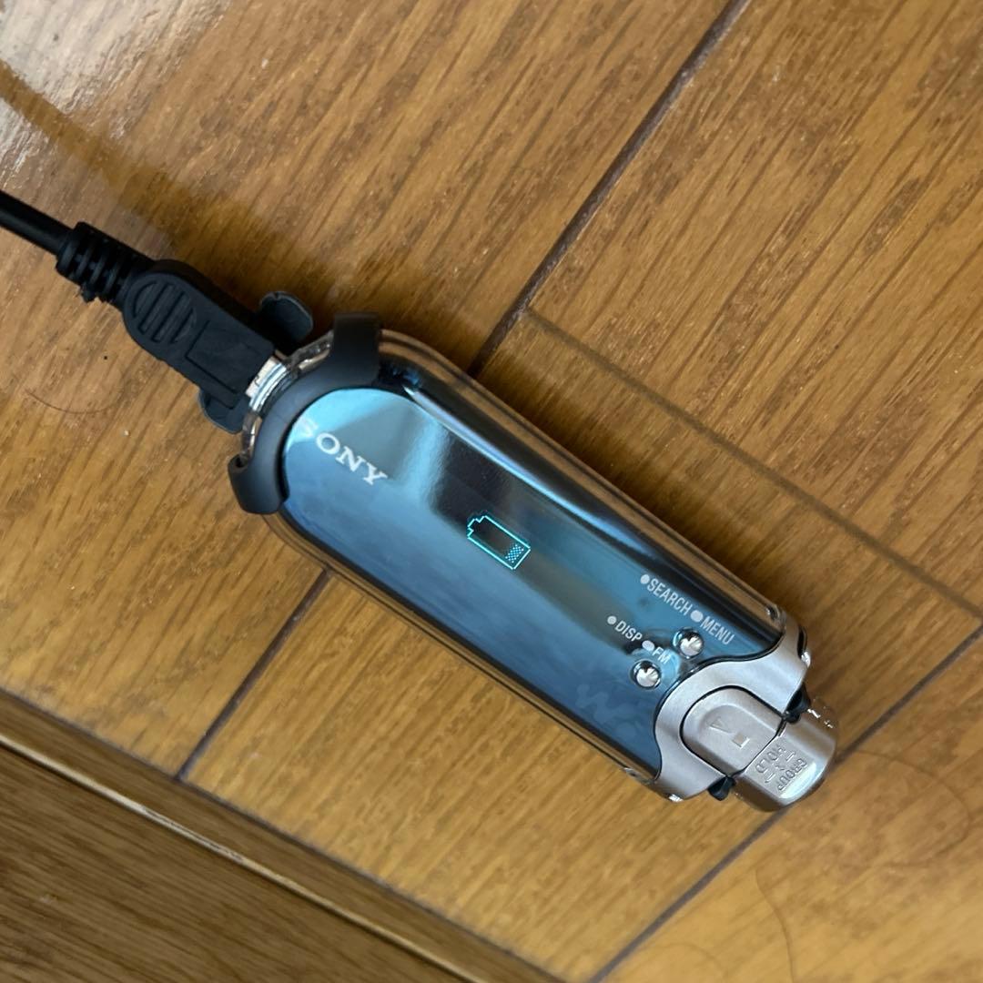 ジャンク品 Sonyソニー NW-E505 ウォークマン　SONYWALKMAN