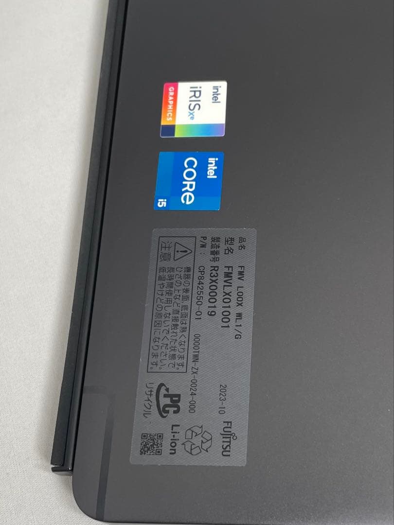 FMVL LOOK WL1/G 12世代i5-1230U 16GB 256GB