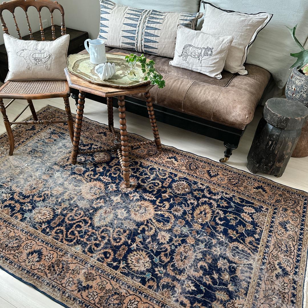 トルコ ヴィンテージラグ A30 レア ネイビー キャメル オレンジ ブルー