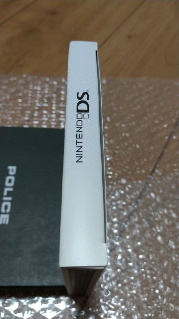 新品未開封 ポケットモンスター ホワイト 美品