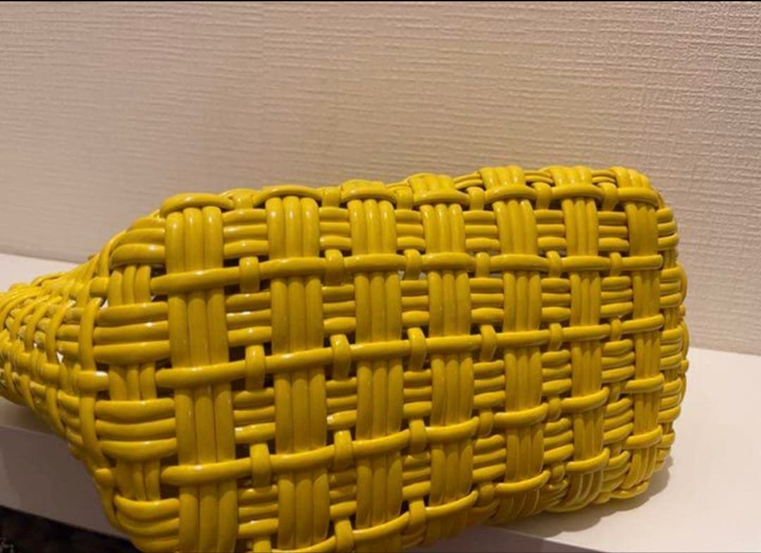 BALENCIAGA バレンシアガ ビストロXS イエロー　かごバッグ