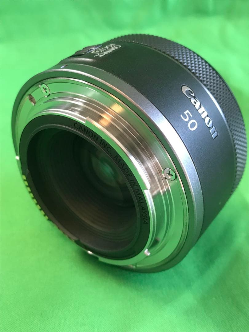 キヤノン　RF50mm f1.8 STM 専用フードES-65B
