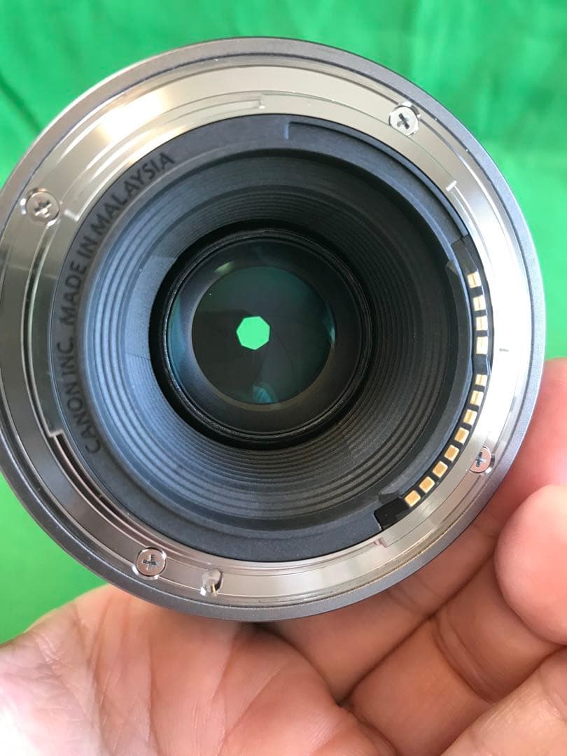 キヤノン　RF50mm f1.8 STM 専用フードES-65B