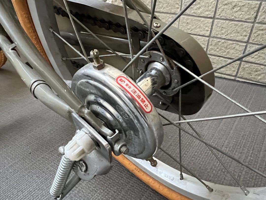 little tokyobike 限定カラー（カーキ） カゴ・補助輪付き