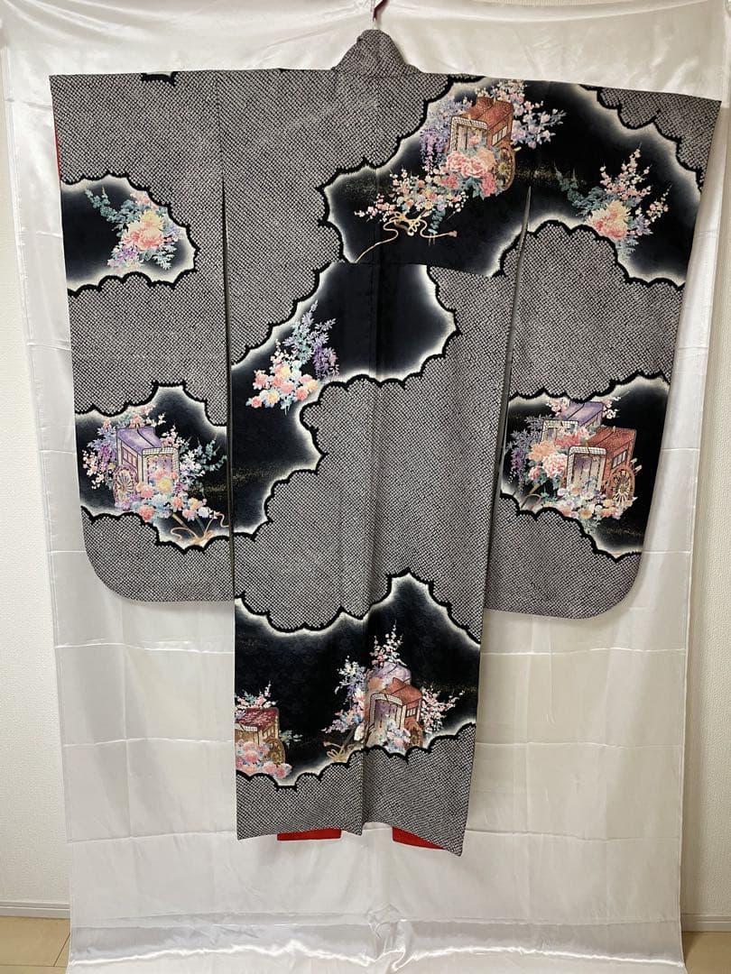 し*ん様 最終値下げ‼️早い者勝ち‼️【美品】振袖 正絹 絞り 花柄　御所車　成