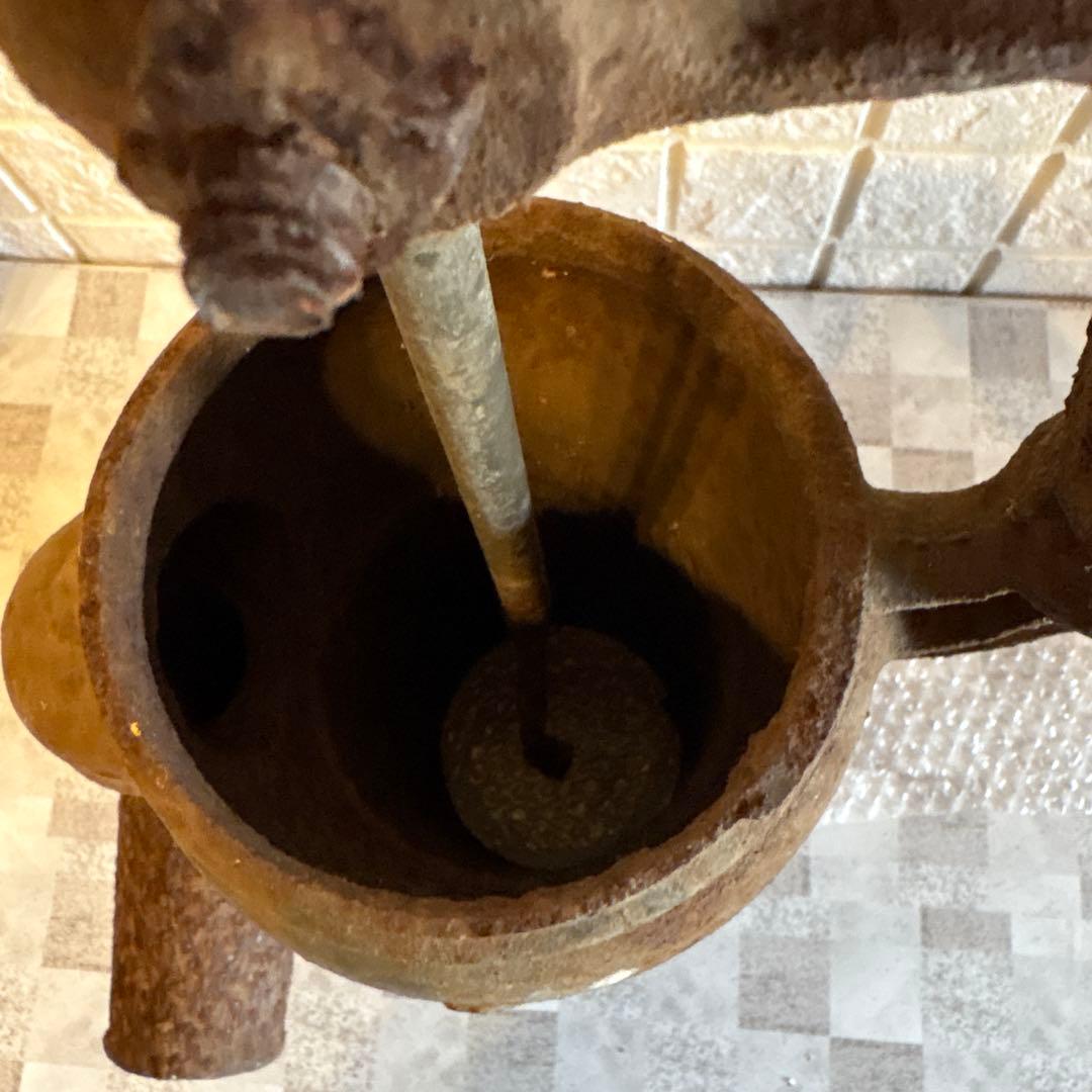 井戸ポンプ　手押しポンプ　レトロ　アンティーク　 ガーデニング