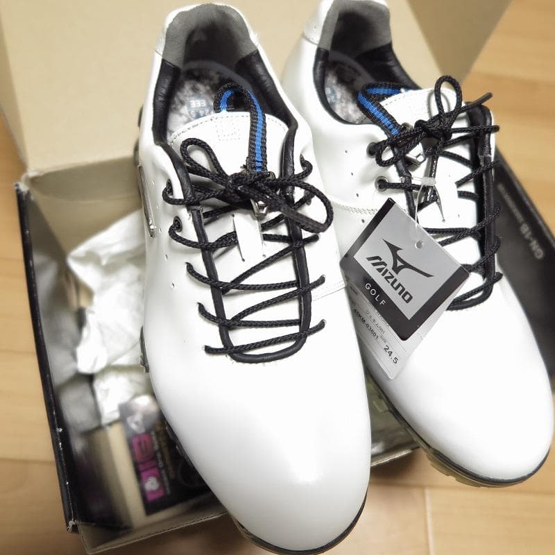 ミズノ ジェネム001 ゴルフシューズ メンズ24.5cm 未使用 牛革スパイク