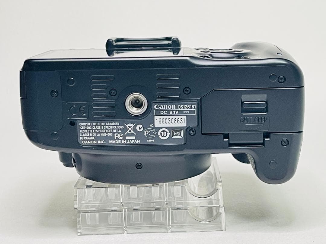 【使用少なめ】ショット数1811回 CANON EOS Kiss X2 キヤノン