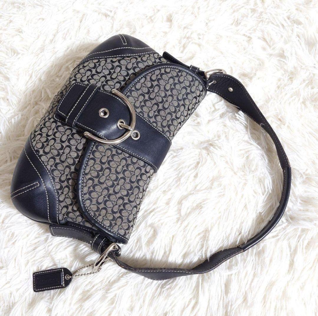 バッグ COACH Soho Signature one Shoulder Bag