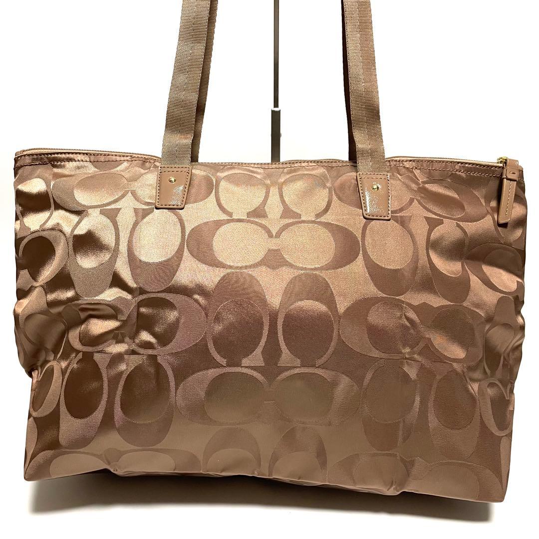 ✨新品未使用✨COACH 折りたたみエコバッグ トートバッグ ポーチ付き