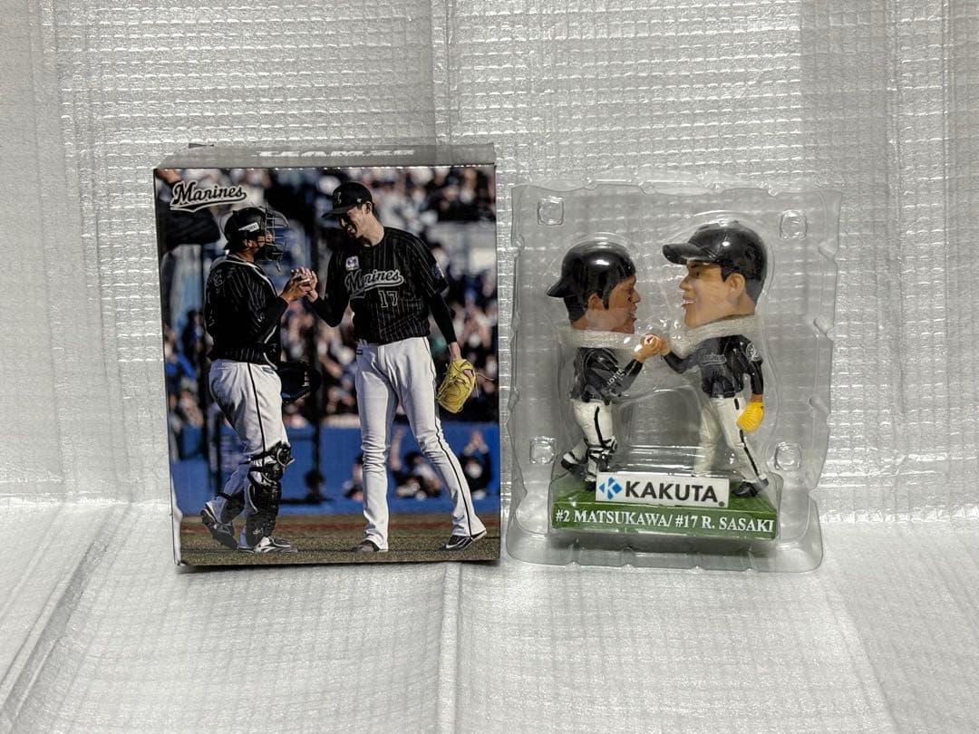 佐々木朗希限定グッズまとめ売り&藤原恭大、荻野貴司ボブルヘッド