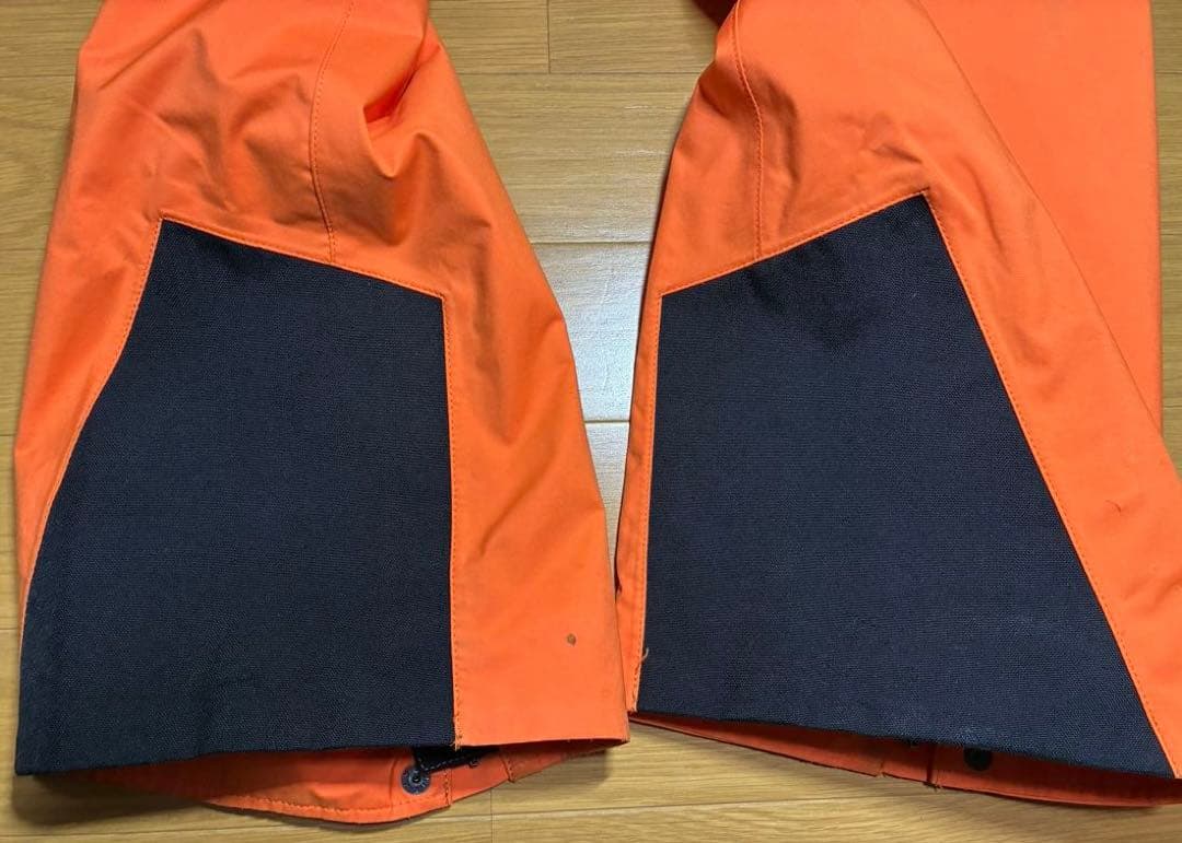 値下げ! ゴールドウィン GOLDWINスキーウェア上下Sサイズ クリーニング済