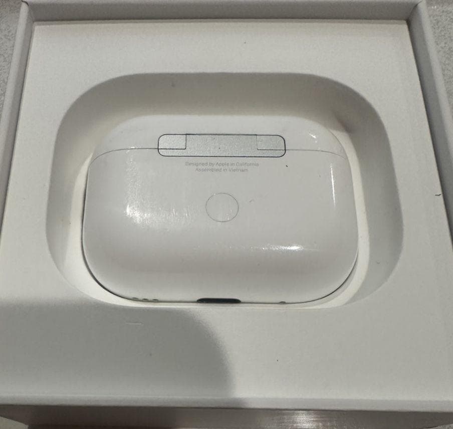 AirPods Pro 2 MagSafe充電（USB-C 第2世代) 本体