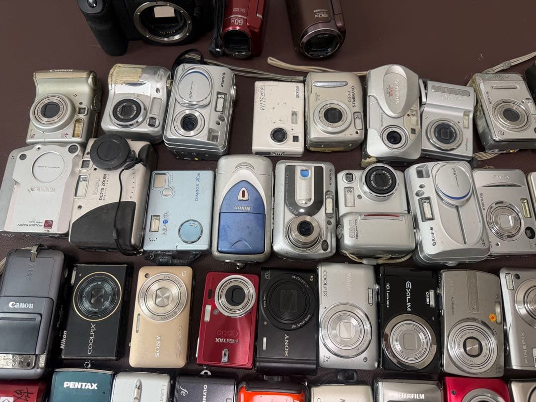 デジタルカメラ Canon Nikon SONY Panasonic .56台