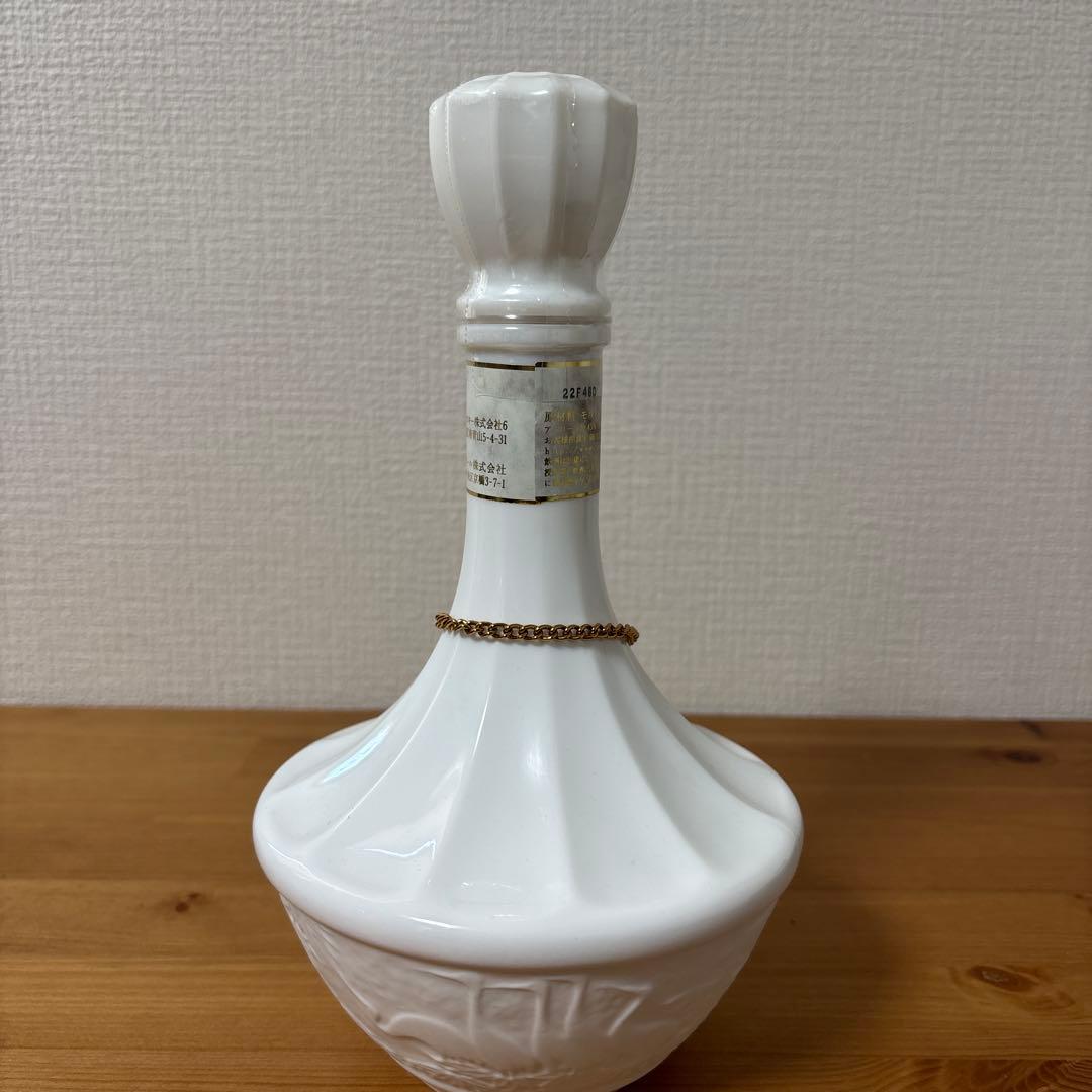 ニッカウイスキー　鶴17年　陶器ボトル　終売品　未開封