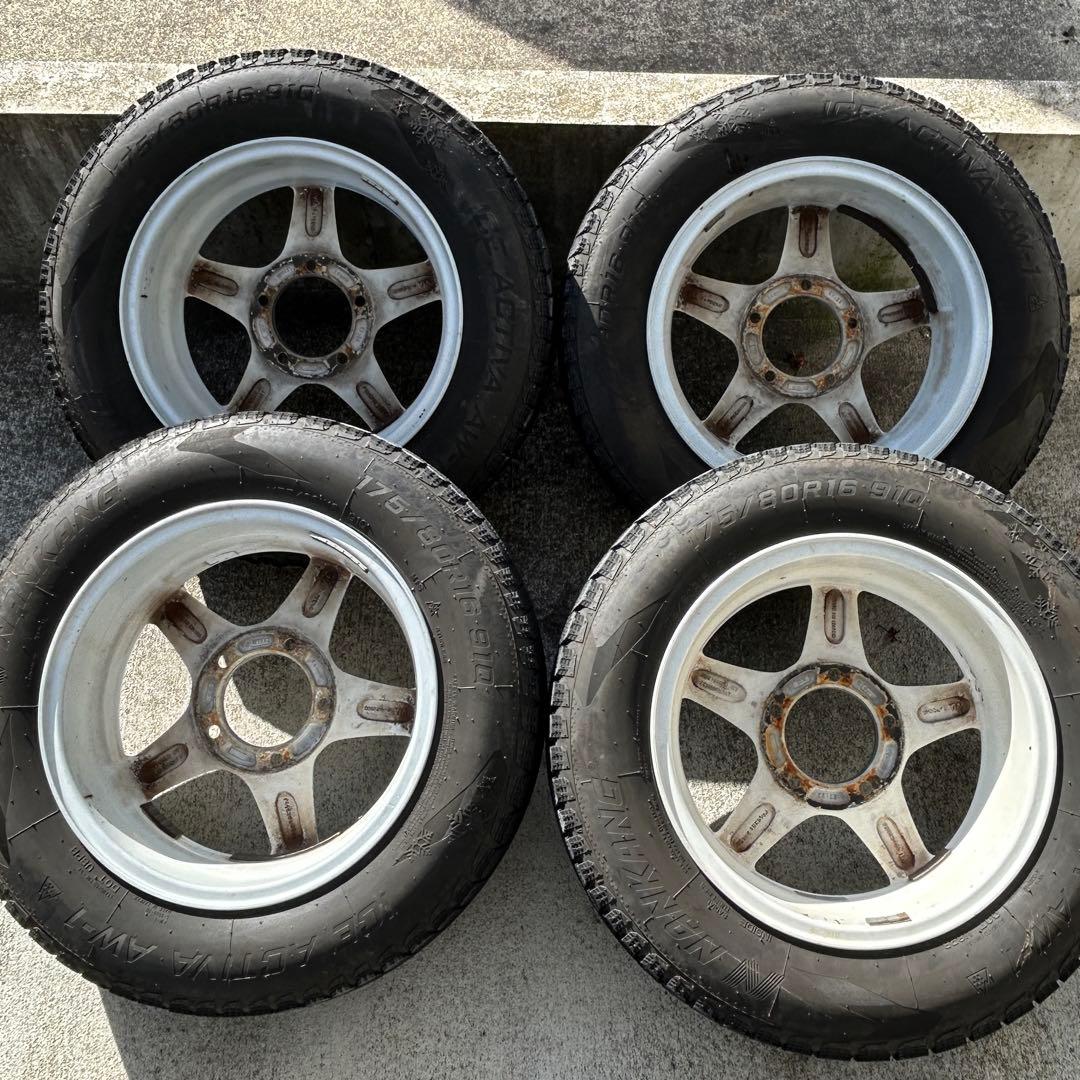 白ホイール　4x4Engineering Off Performance 16㌅