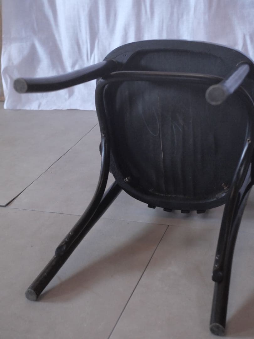 ①椅子　曲木　黒　ダイニングチェア　古家具　古道具　アンティーク　昭和レトロ