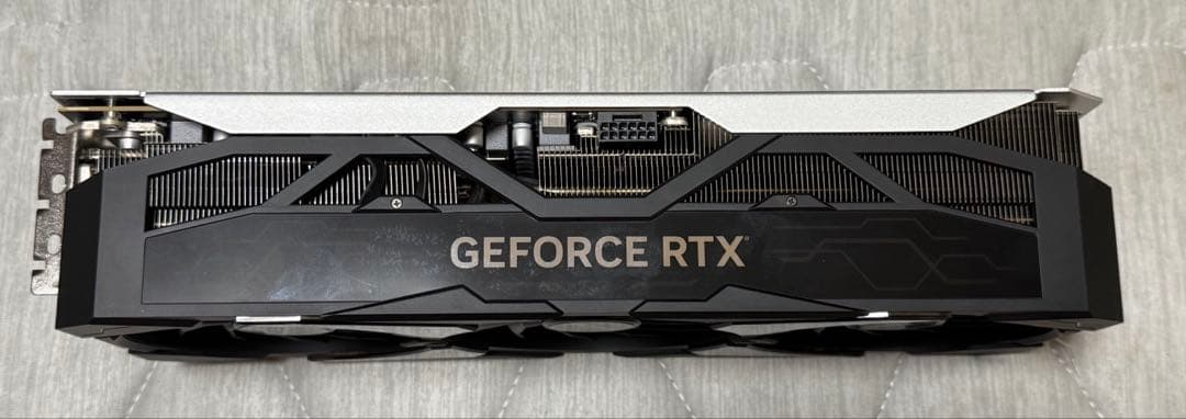 玄人志向GALAKURO GG-RTX4090-E24GB/OC/TP 24GB