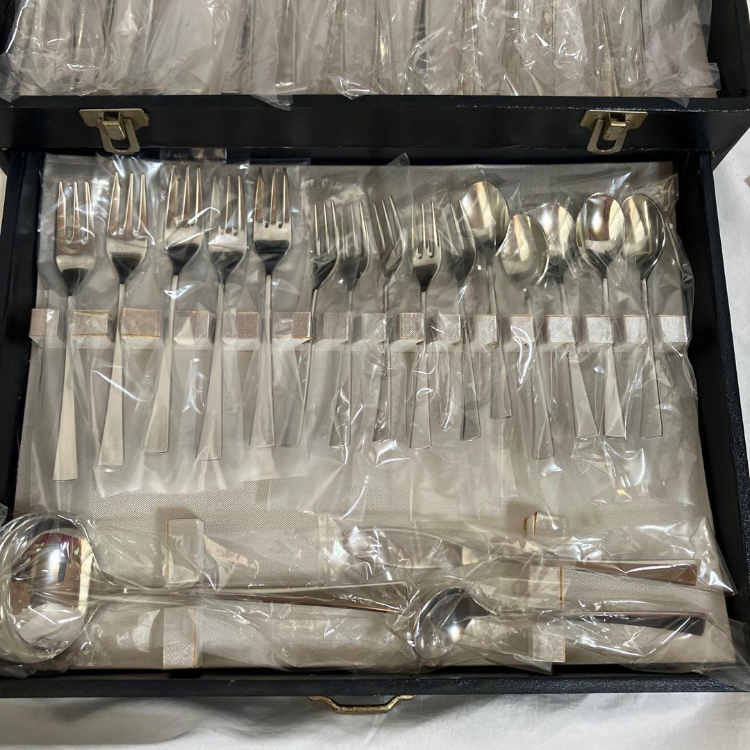 〈未使用品〉 Todai 18/8高級カトラリーセット45本 shirokane