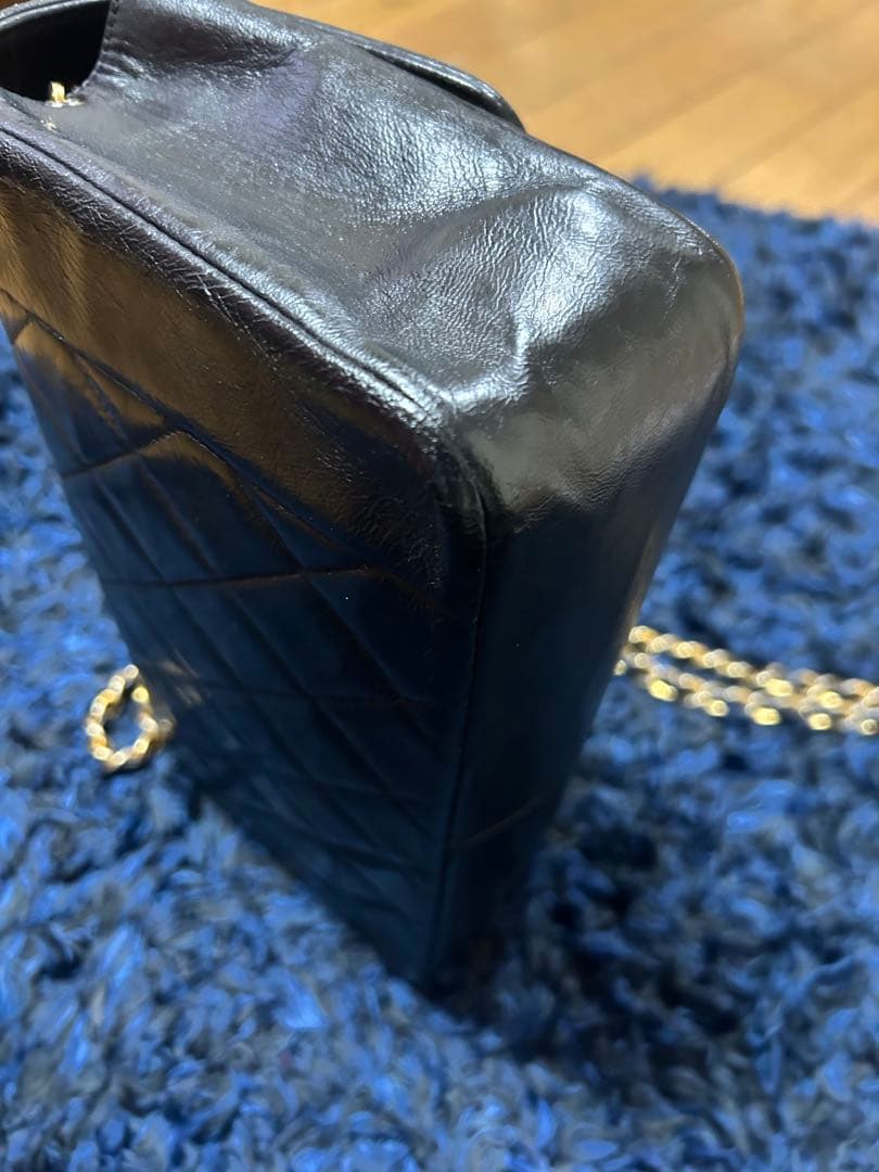 CHANEL ブラック キルティング ショルダーバッグ